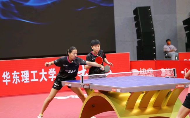 立更紧密的 立更紧密的