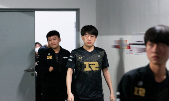 他是全面型 他是全面型