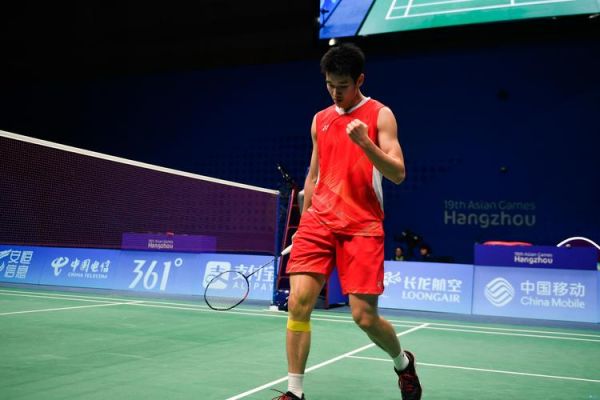 帅的双重身 帅的双重身