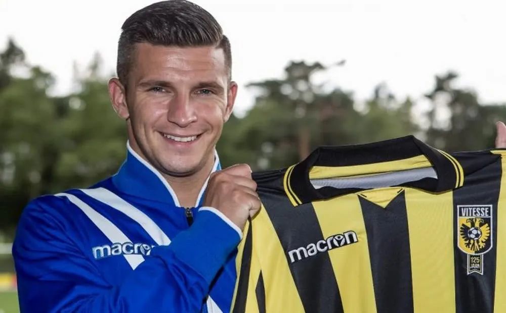 综合体育门 综合体育门